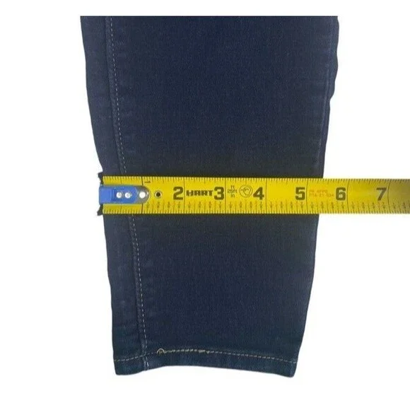 Signature Levi Strauss Gold Mid-Rise Stretch Skinny Dark Wash Jeans 16 Short - Picture 9 of 15